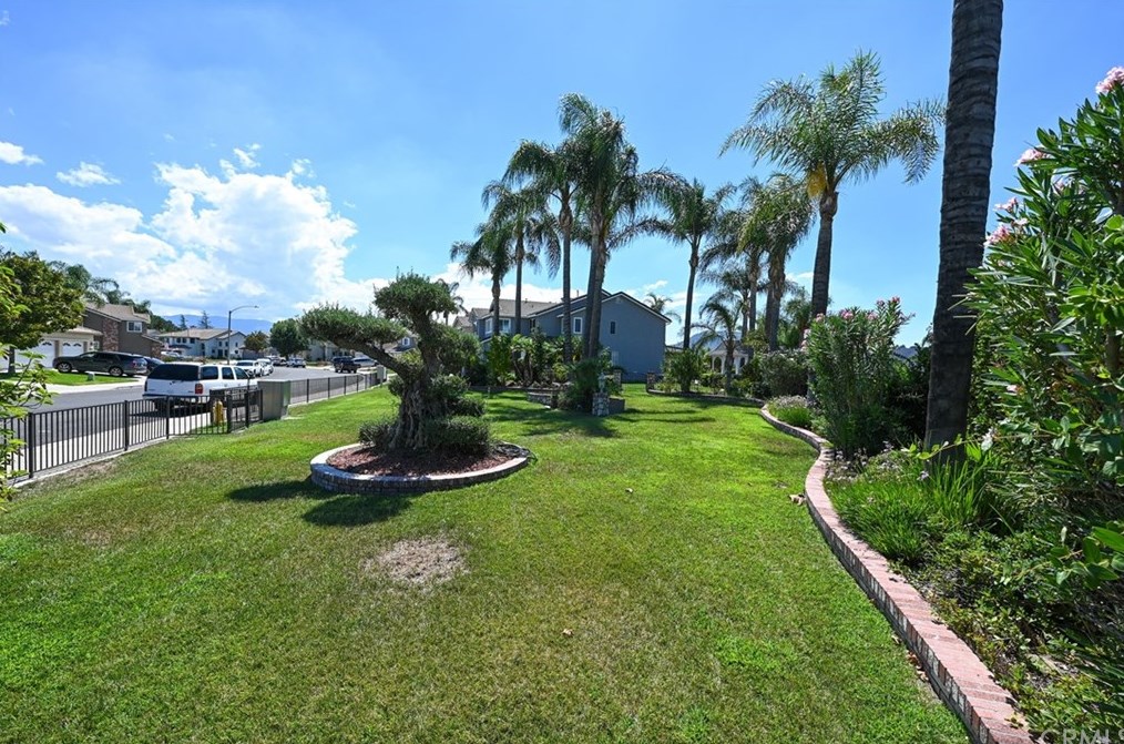 28289 Corte Ocaso, Temecula CA  92592-3081 exterior