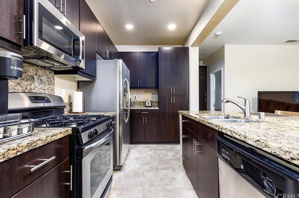 28116 Calle Lumina, Temecula, CA 92592