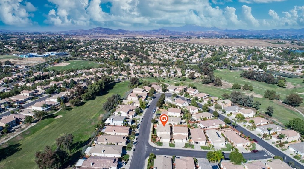 41420 Winged Foot St, Temecula, CA 92591-2053