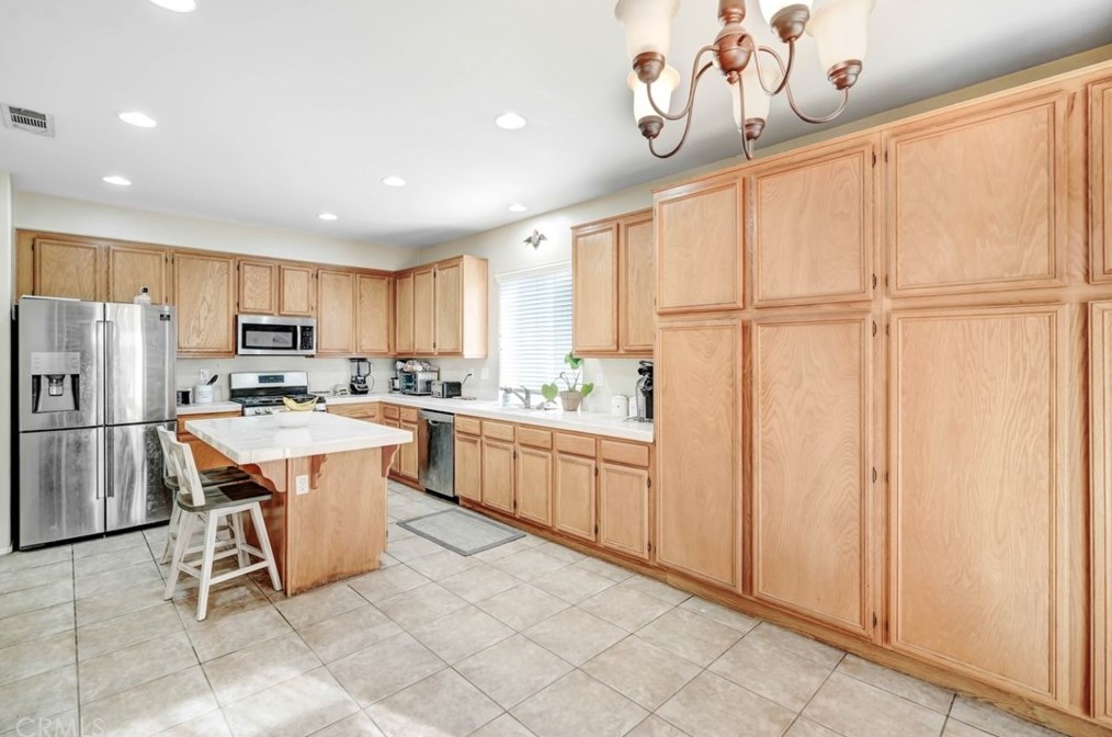 3688 Peak Trail, Perris, CA 92570