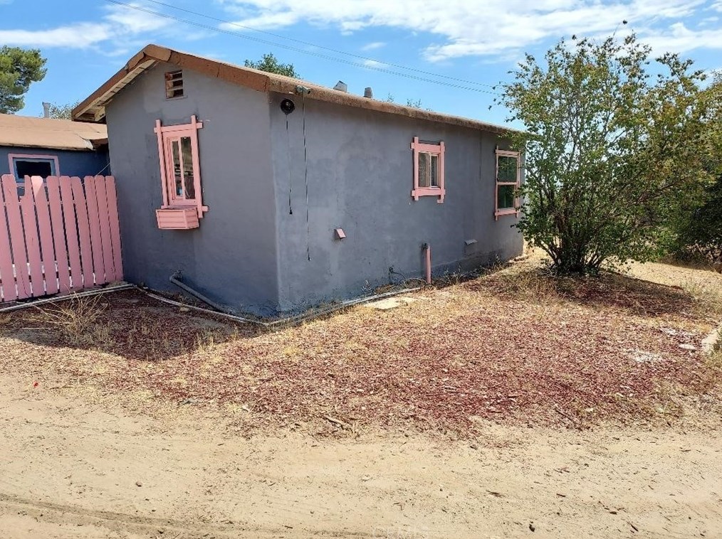 44041 Taffle Ranch Rd, Hemet, CA 92544-9702