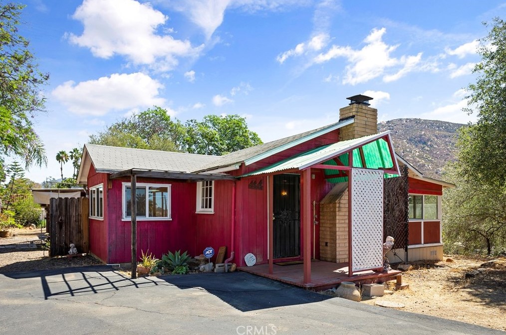 15196 Olde Hwy 80, El Cajon, CA 92021