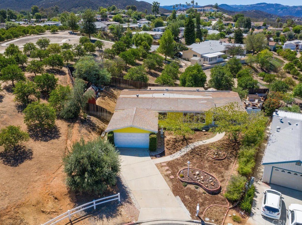 24650 Pitchfork Cir, Wildomar, CA 92595