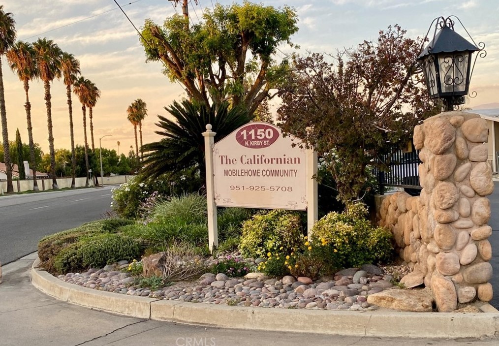 1150 Kirby St, Hemet, CA 92545-1369