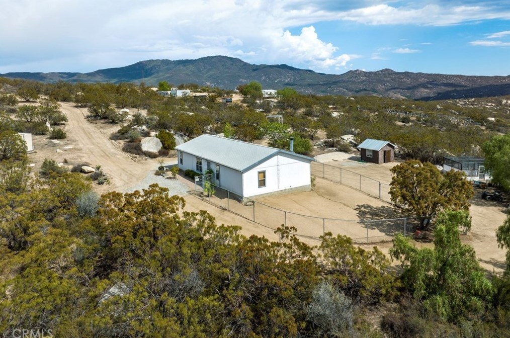45885 Overton Rd, Hemet, CA 92544-9691