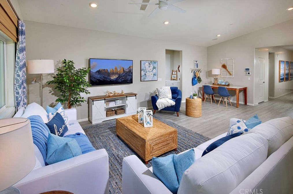 28448 Memory Ln, Winchester, CA 92596-8234