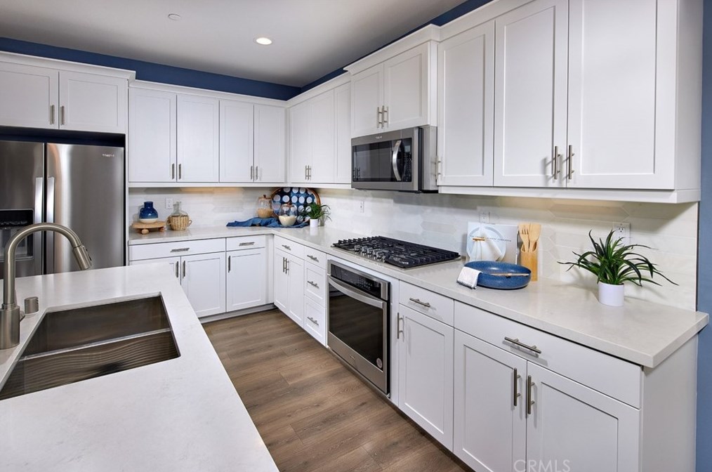2615 Macbeth Ave, Corona, CA 92882
