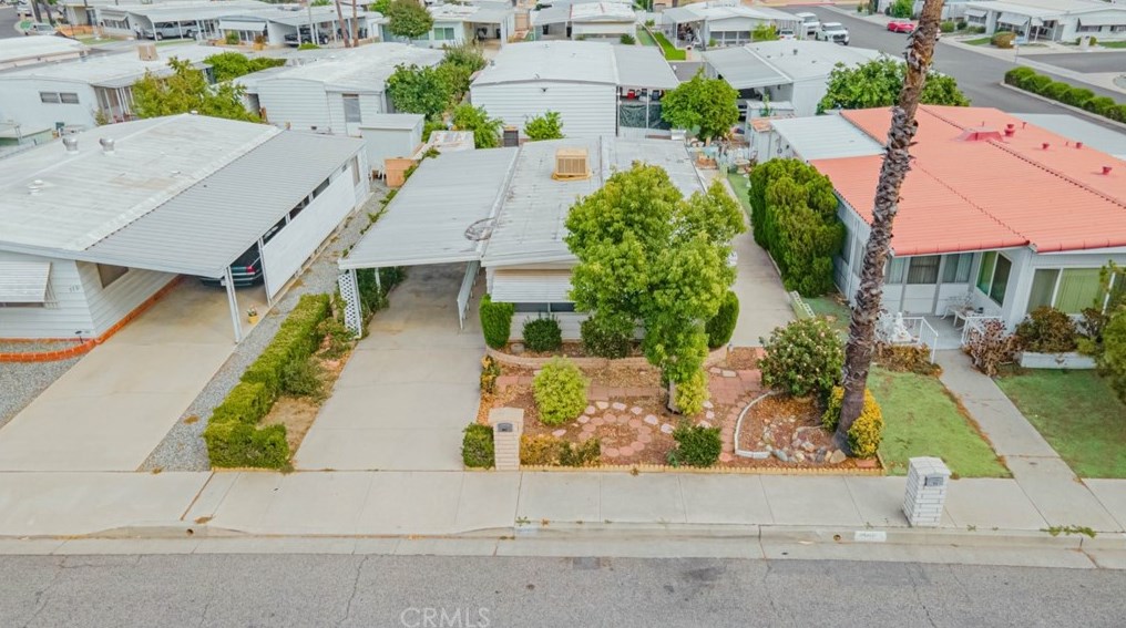 780 Lyon Ave, Hemet, CA 92543-6868
