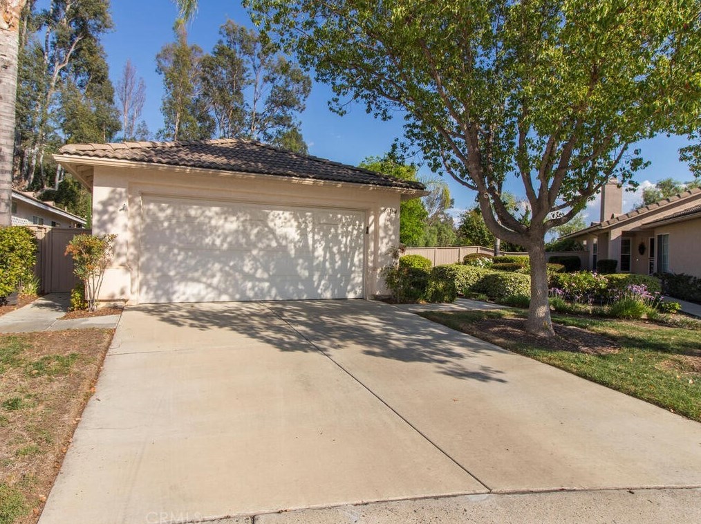 40164 Via Aguadulce, Murrieta, CA 92562-5504