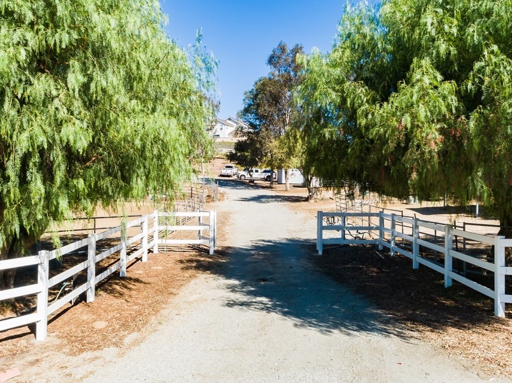 35070 Calle Campo, Temecula, CA 92592