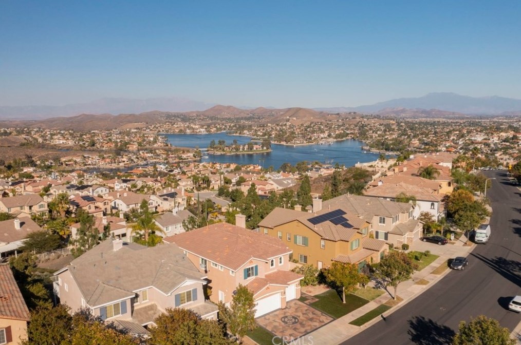 23 Via De La Valle, Lake Elsinore, CA 92532
