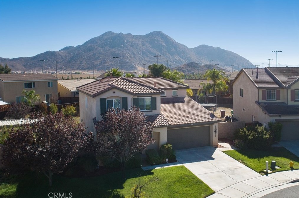 29380 Coral Island Ct, Menifee, CA 92585