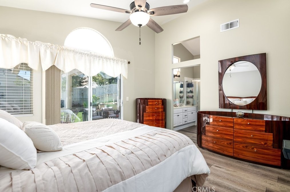 23898 Via Pamilla, Murrieta CA  92562-3587 exterior