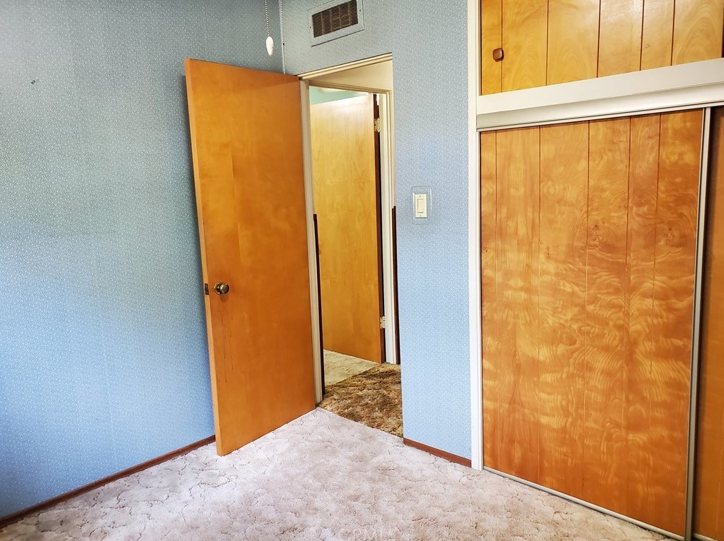 917 Hilltop Dr, Chula Vista CA  91911-2234 exterior