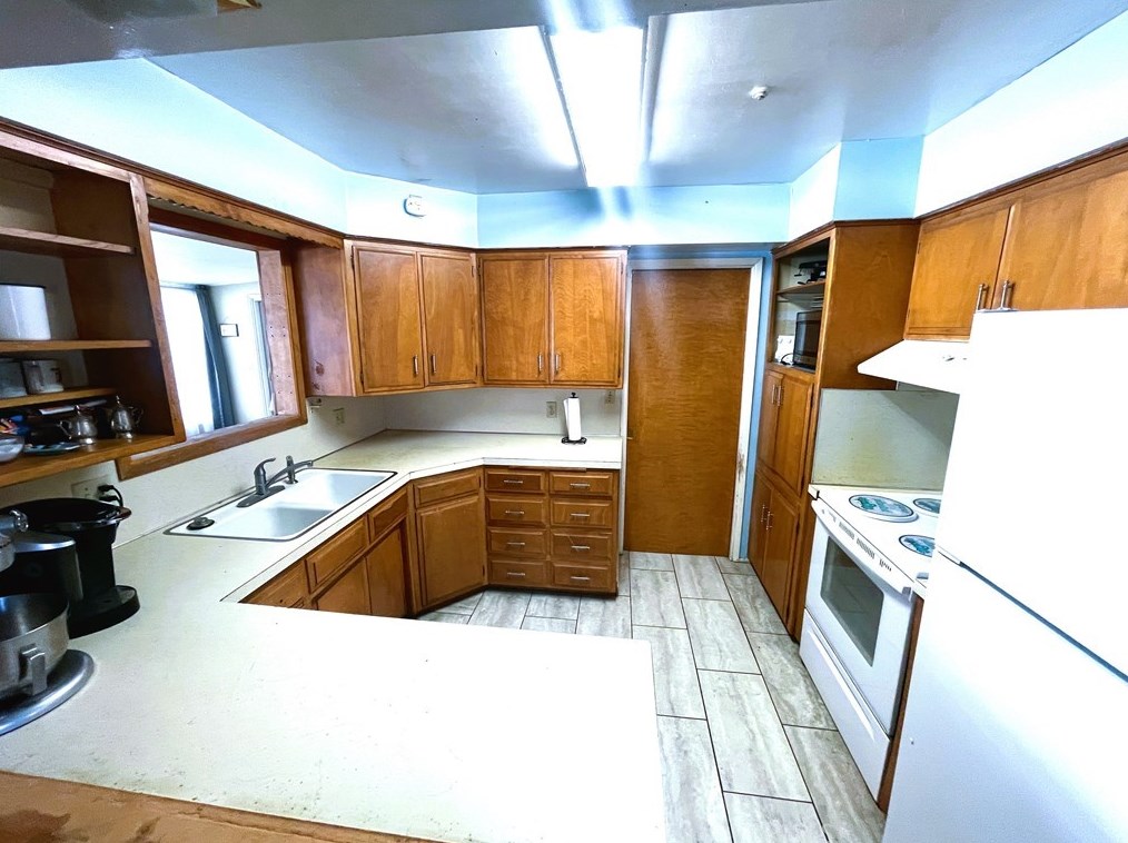 580 Carmalita St, Hemet, CA 92543-6042