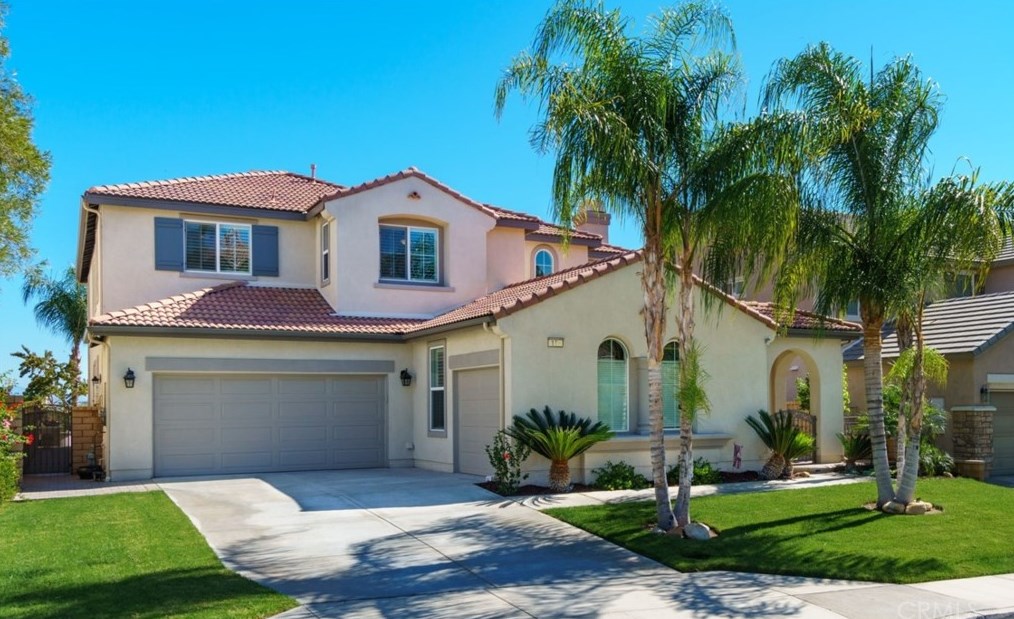 17 Via Del Fico Ct, Lake Elsinore, CA 92532