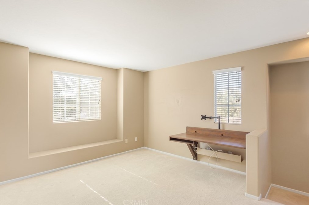 32358 Gardenvail Dr, Temecula CA  92592-1863 exterior