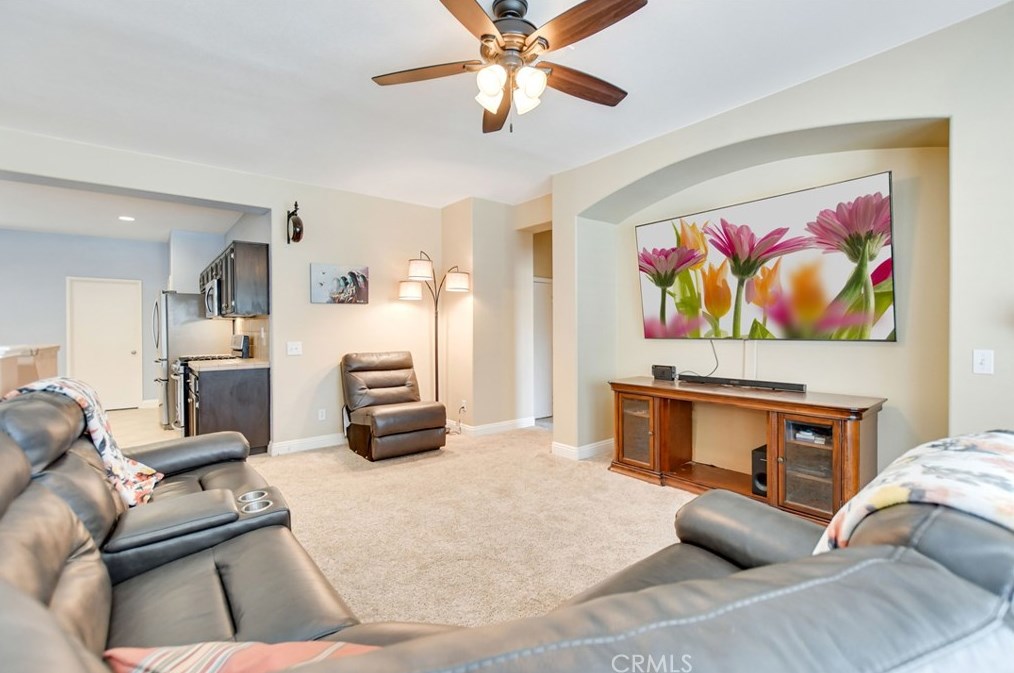 1154 Calderon Ct, Banning CA  92220-6123 exterior