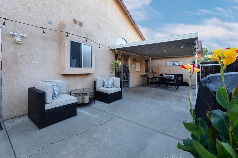 37758 Cresta Del Reyo, Murrieta CA  92563-6708 exterior