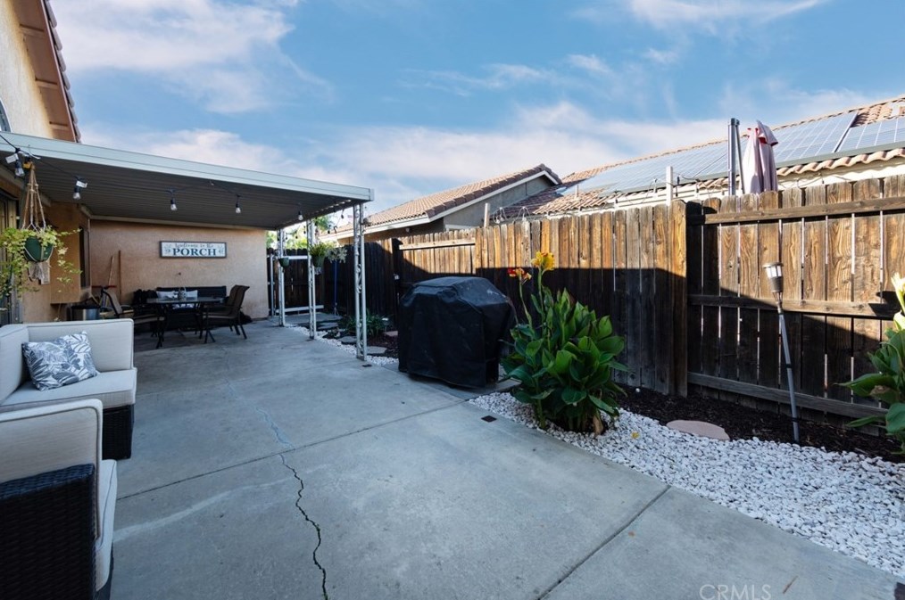 37758 Cresta Del Reyo, Murrieta CA  92563-6708 exterior