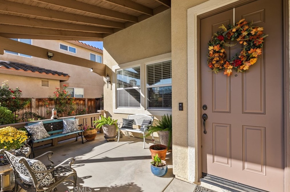 594 Hyacinth Rd, San Jacinto, CA 92582
