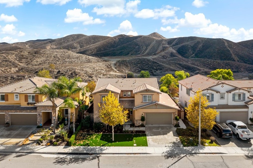 40945 Whitehall St, Lake Elsinore, CA 92532