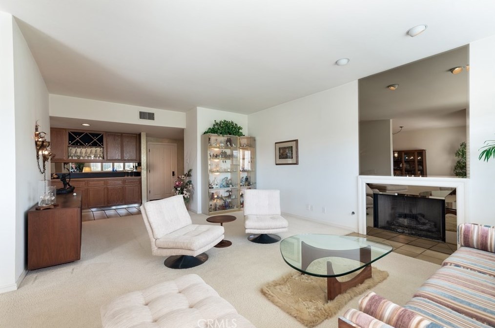 2600 N Harbor Blvd #16, Fullerton, CA 92835