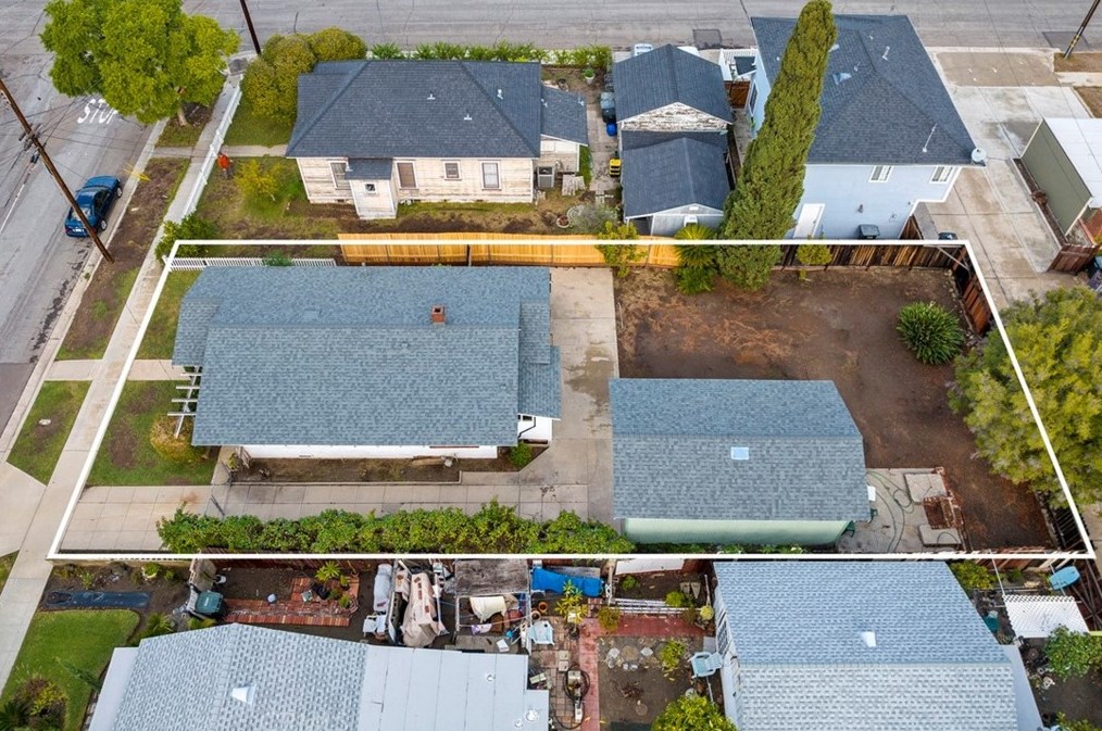 585 N Orange St, Orange, CA 92867