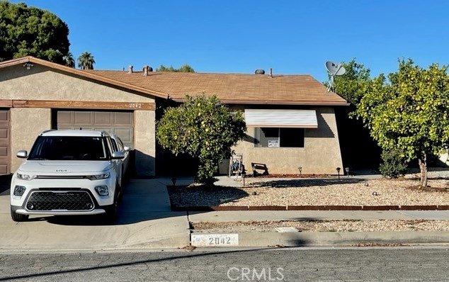2042 Avenida Olivos, Hemet, CA 92545-2520