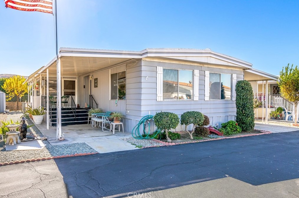 45521 State Hwy 74 #37, Hemet, CA 92544