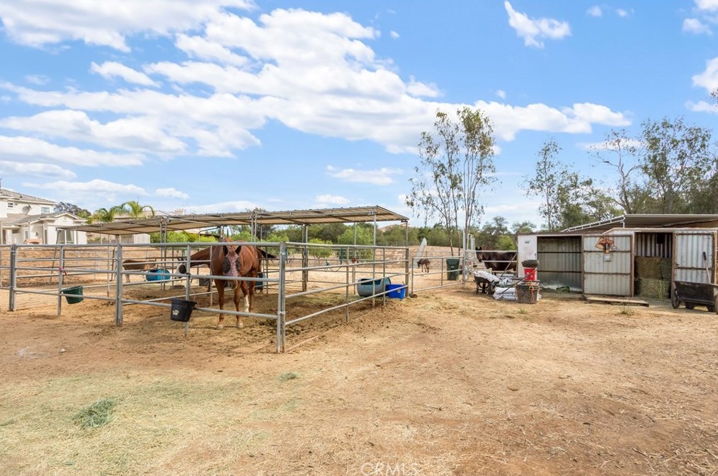 4675 Highland Oaks St, Fallbrook CA  92028-8096 exterior