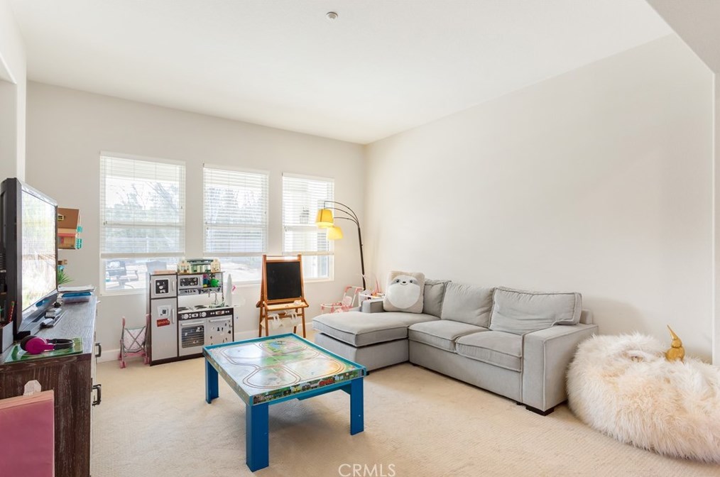 4675 Highland Oaks St, Fallbrook CA  92028-8096 exterior