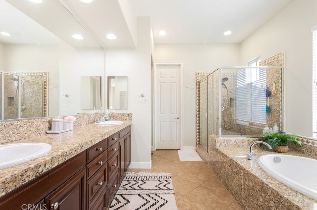 4675 Highland Oaks St, Fallbrook CA  92028-8096 exterior