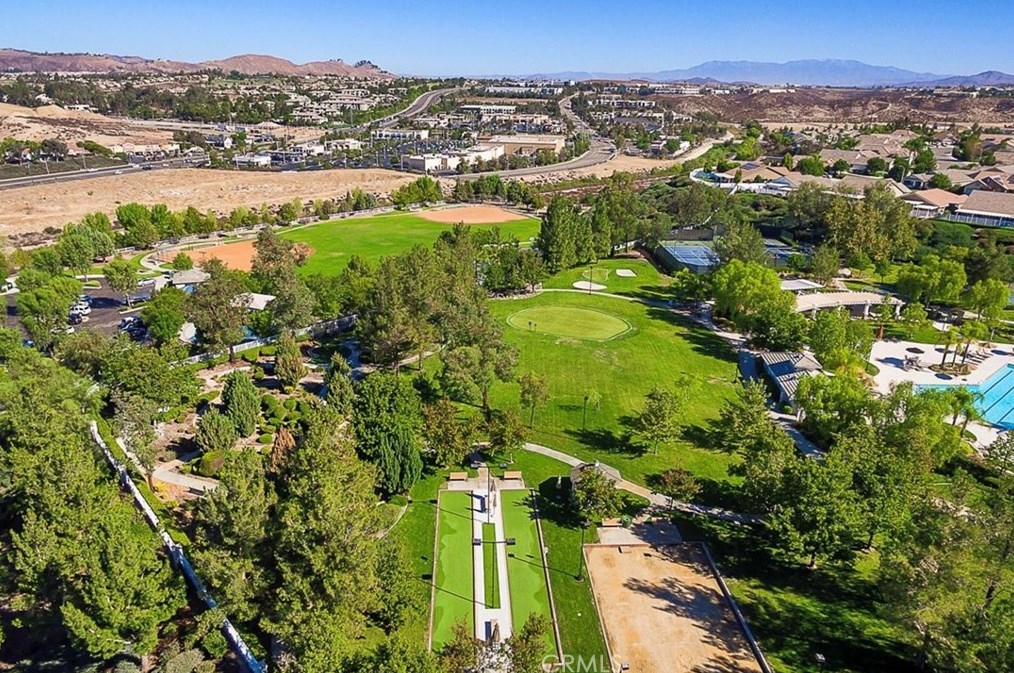 30021 Korbel Cir, Murrieta CA  92563-4821 exterior
