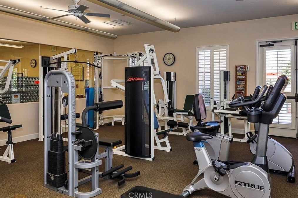 30021 Korbel Cir, Murrieta CA  92563-4821 exterior