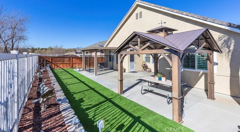 30021 Korbel Cir, Murrieta CA  92563-4821 exterior