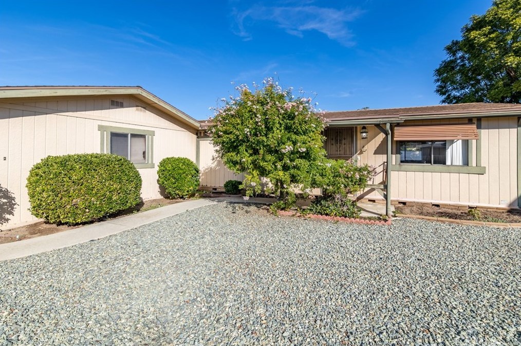 43714 Ange Ln, Hemet, CA 92544-2750
