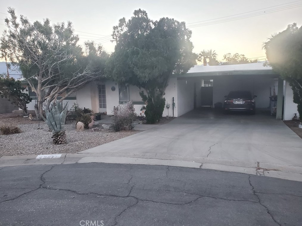 42671 Susan Cir, Palm Desert, CA 92260-2050