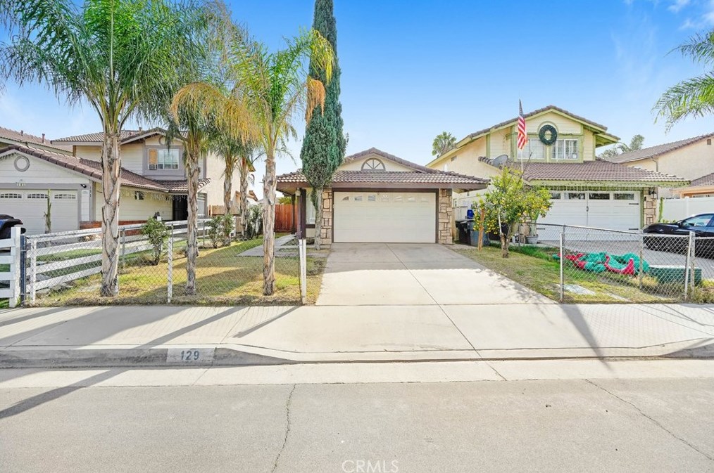 129 Olivetree Dr, Perris, CA 92571