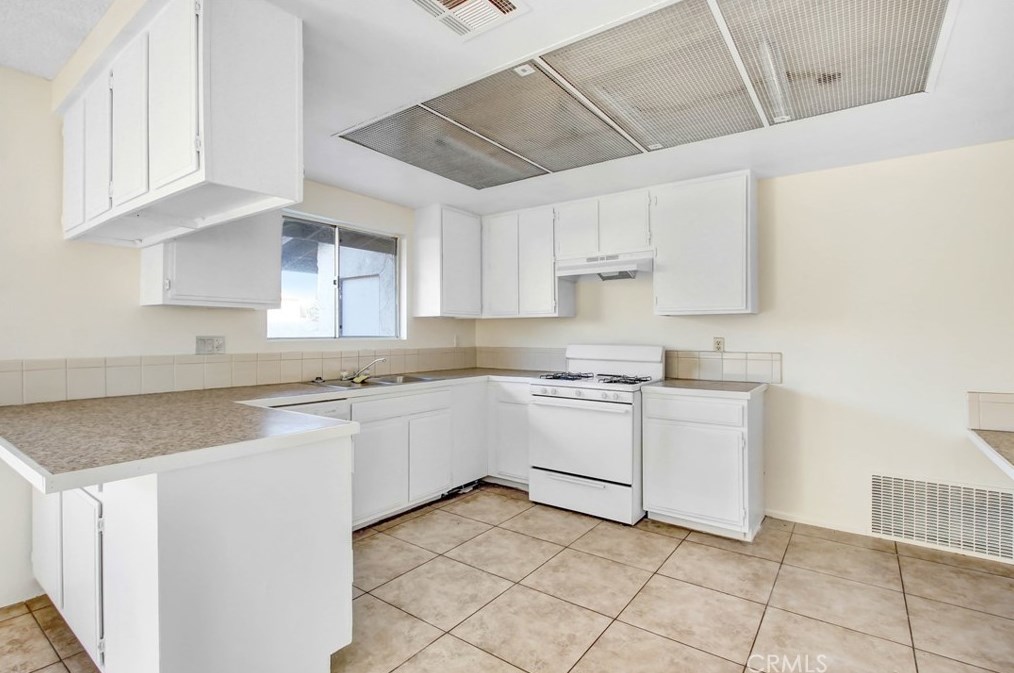 66980 Yucca Dr, Desert Hot Springs, CA 92240