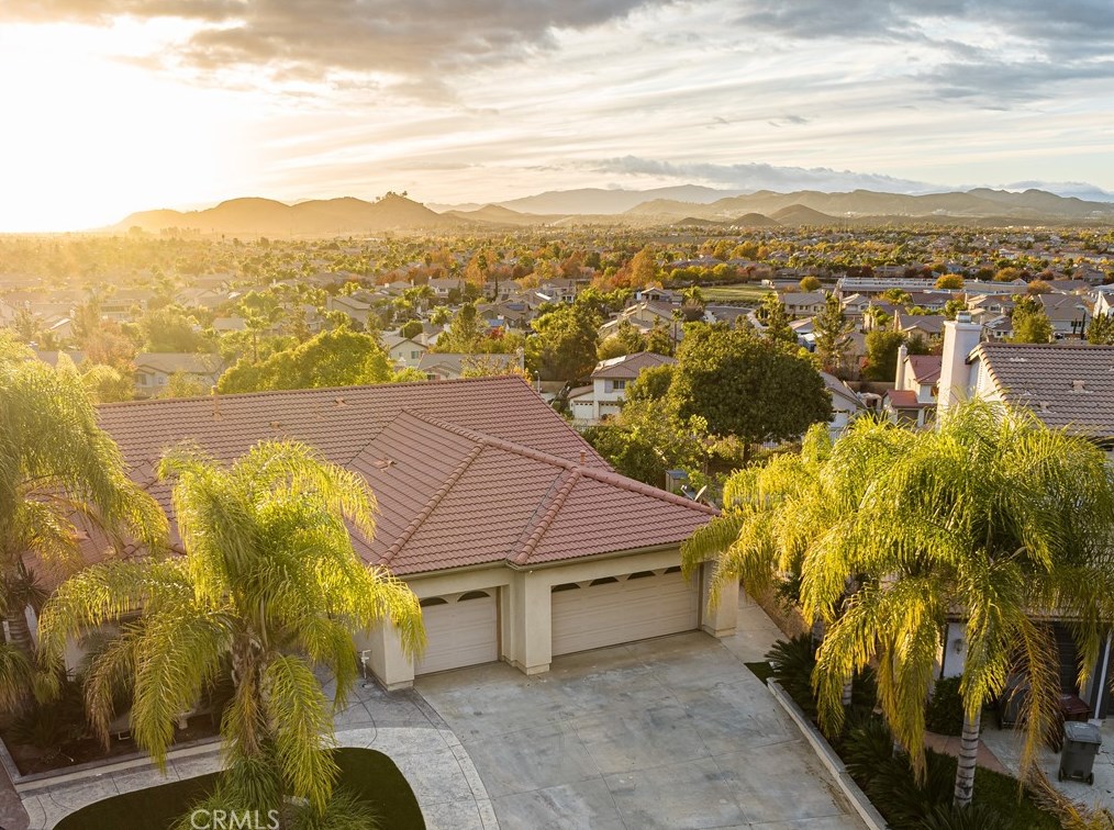 35647 Glacier Cir, Winchester, CA 92596-8784