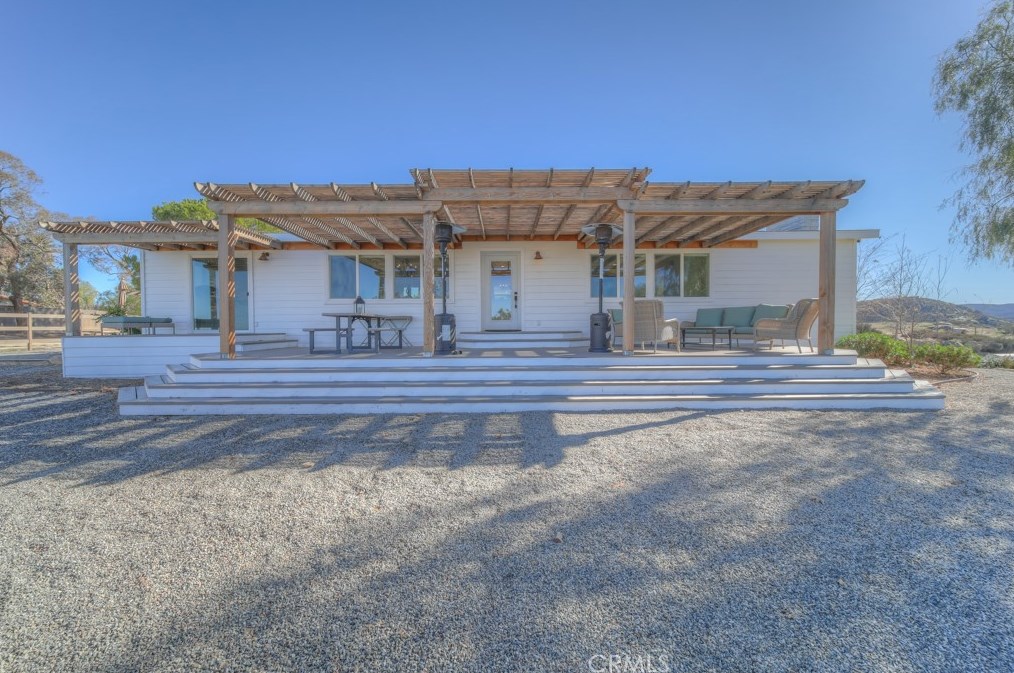 43945 Foolish Pleasure Rd, Aguanga, CA 92536