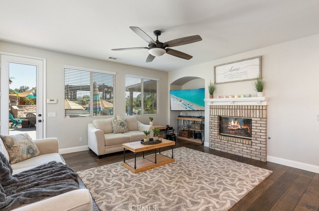 21150 Macarthur Dr, Lakeview CA  92567-9345 exterior