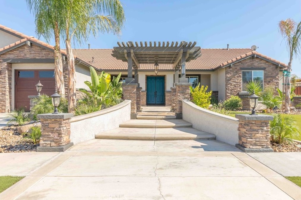 21150 Macarthur Dr, Lakeview CA  92567-9345 exterior