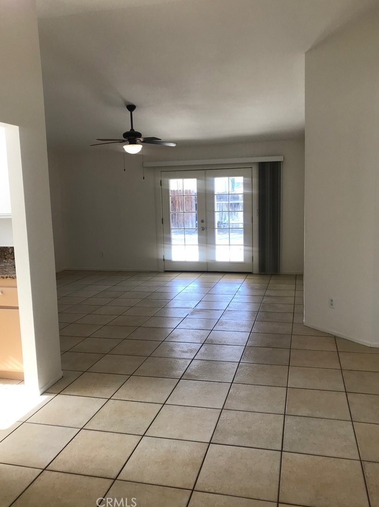 978 Baker St, San Jacinto, CA 92583