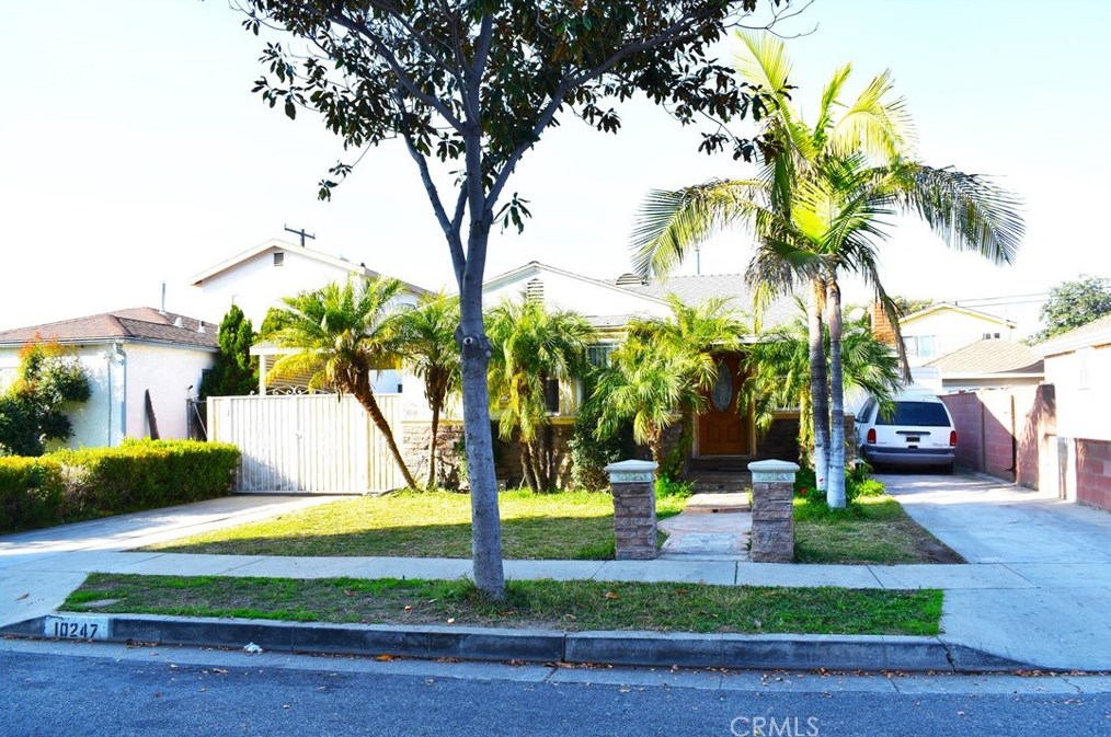 10247 Bowman Ave, South Gate, CA 90280