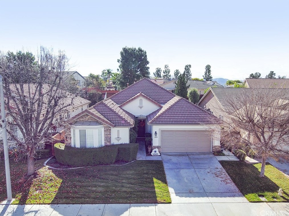 39499 Almaden Cir, Murrieta CA  92563-4854 exterior