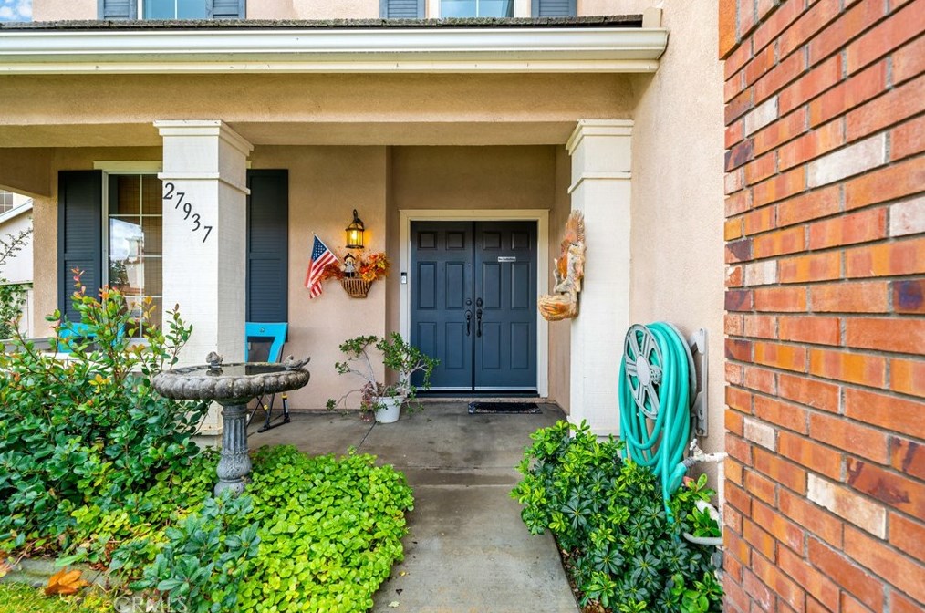 27937 Starfall Way, Murrieta, CA 92563-7023