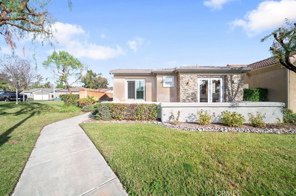 8118 Hazeltine Ln, Hemet, CA 92545-3430