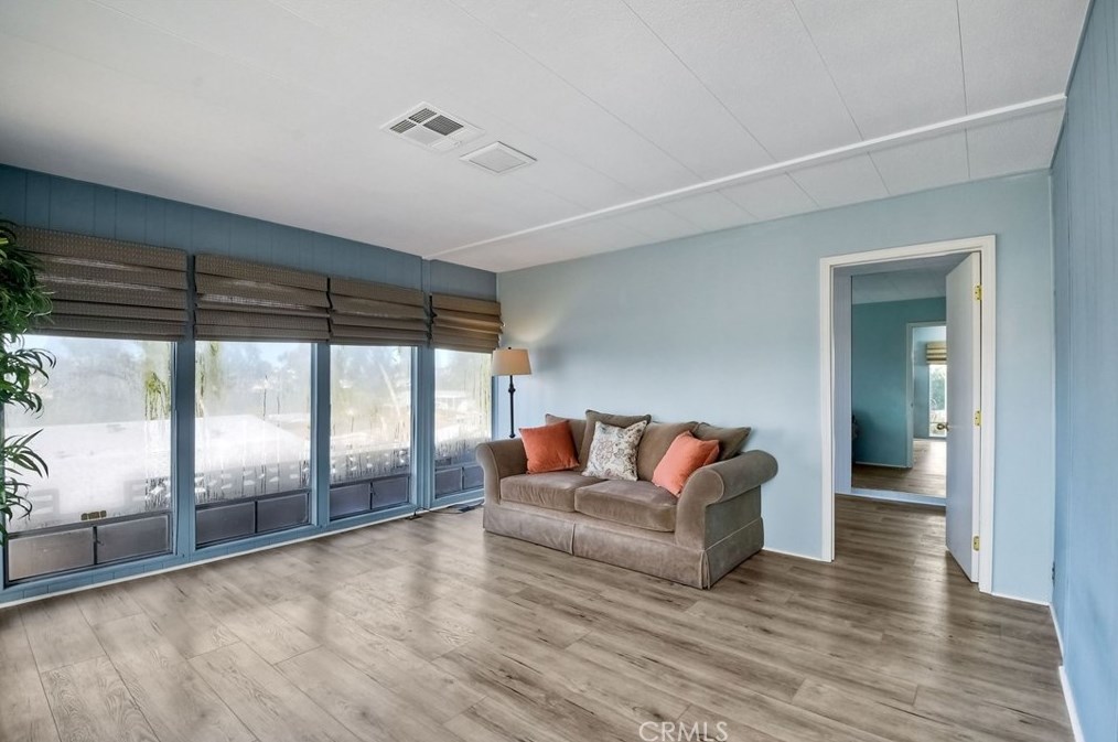 28664 Via Playa Del Rey, Murrieta CA  92563-5601 exterior